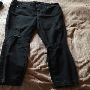 Black cropped Torrid jeans